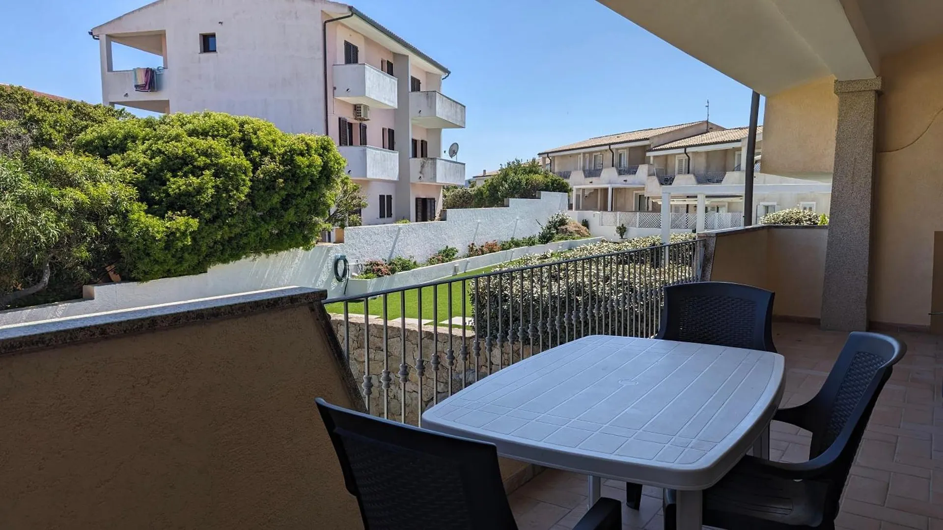 Appartamento Con Piscina - Luna Ruja Palau Daire