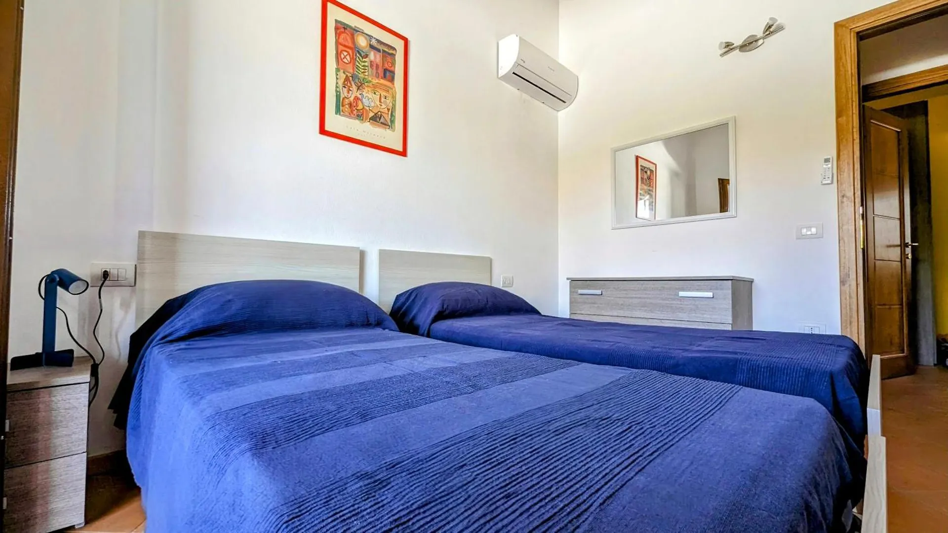 Appartamento Con Piscina - Luna Ruja Palau 0*,